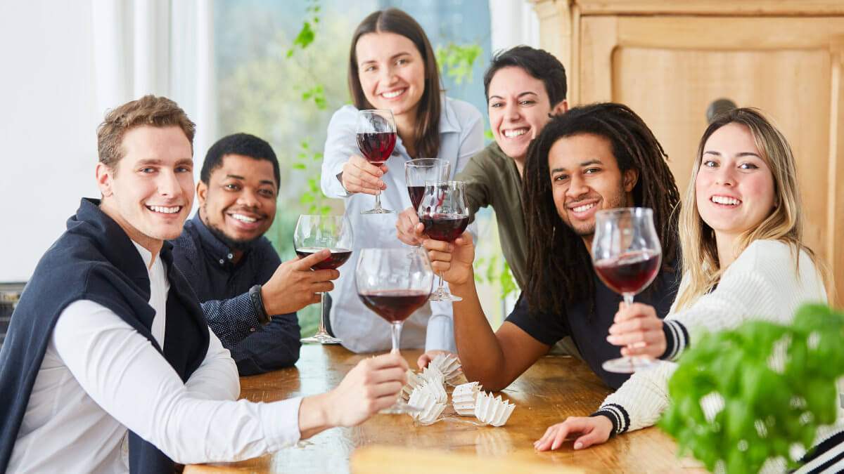 Gesunde Zähne und der richtige Umgang mit Alkohol