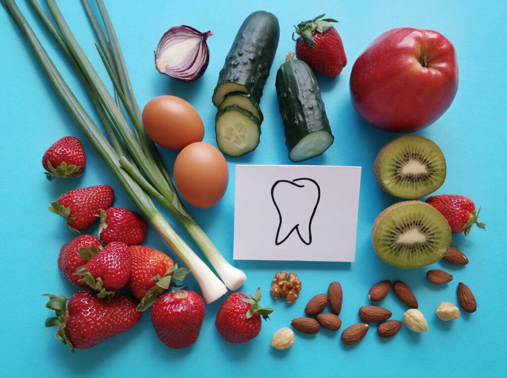 Lebensmittel-Ratgeber Die schlechtesten und besten Lebensmittel für deine Zähne